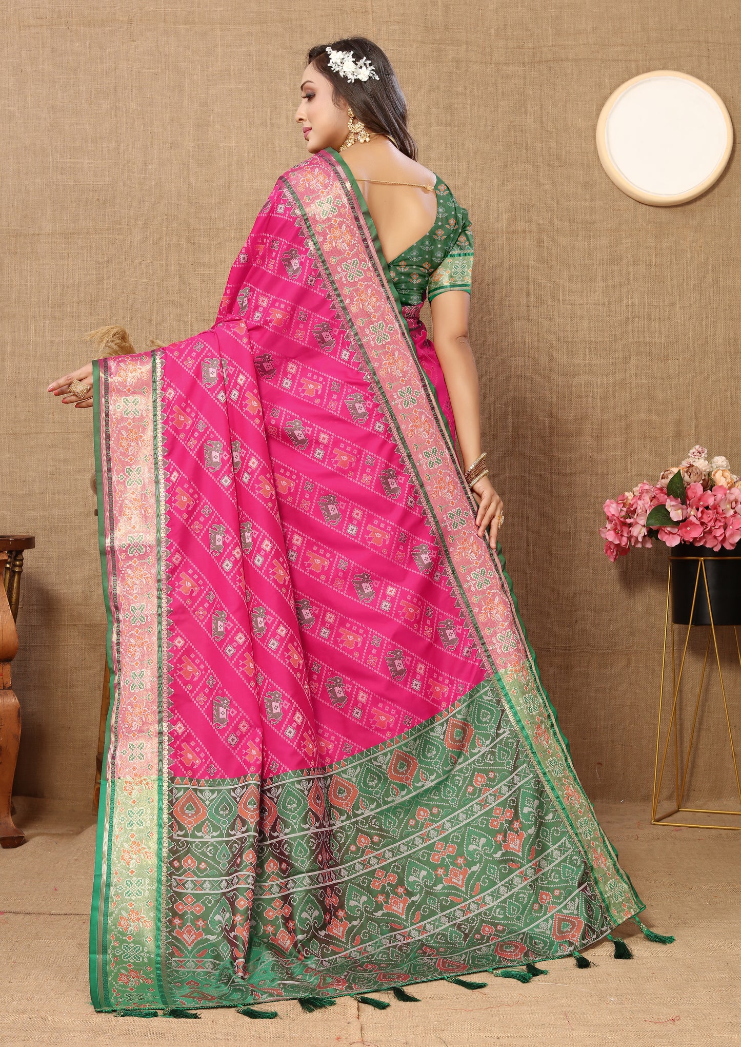 Soft Patola Rani Saree With Meenakari Zari Weawing Motifs
