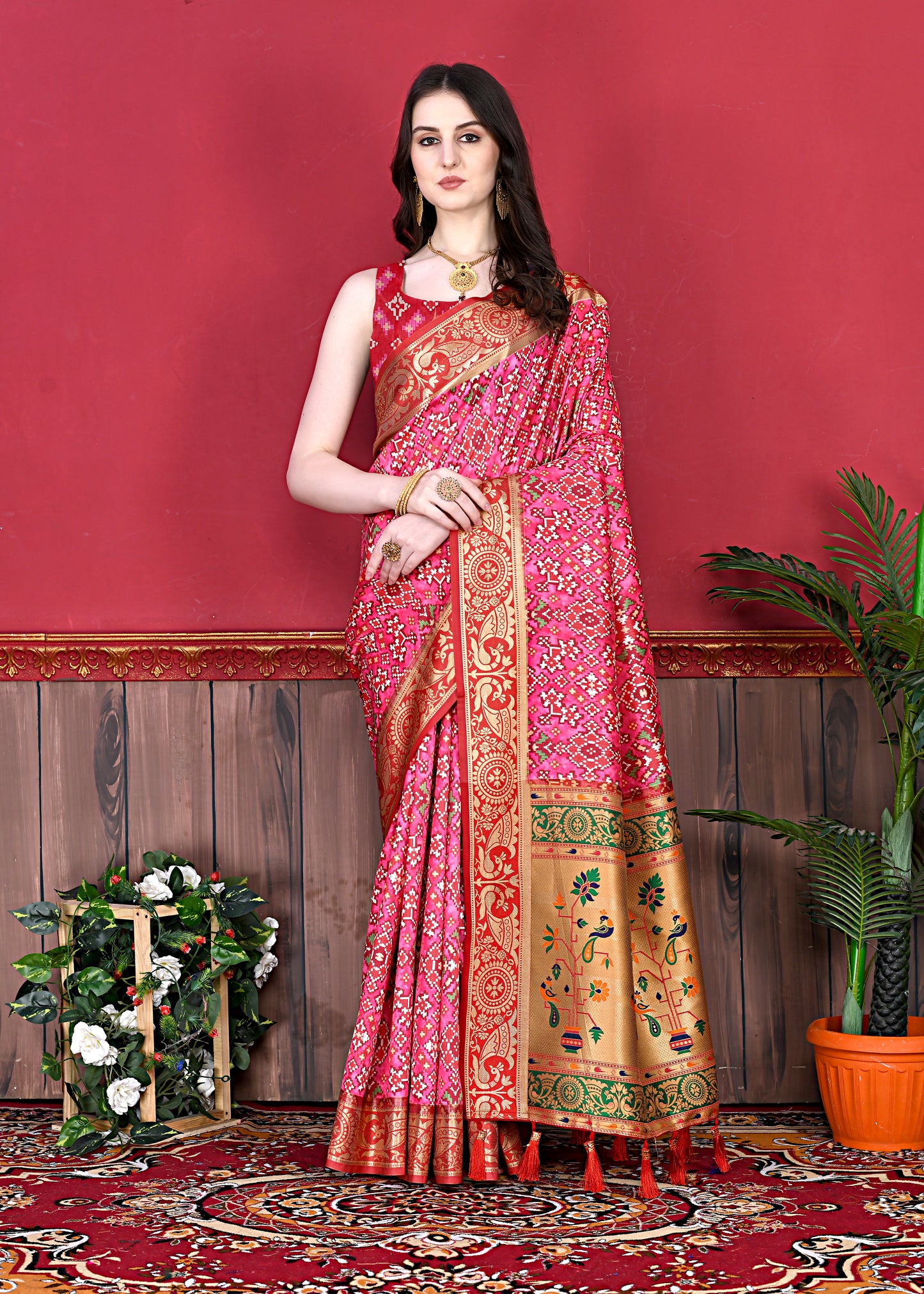 Soft Pethani silk saree with Patola Print all over the saree