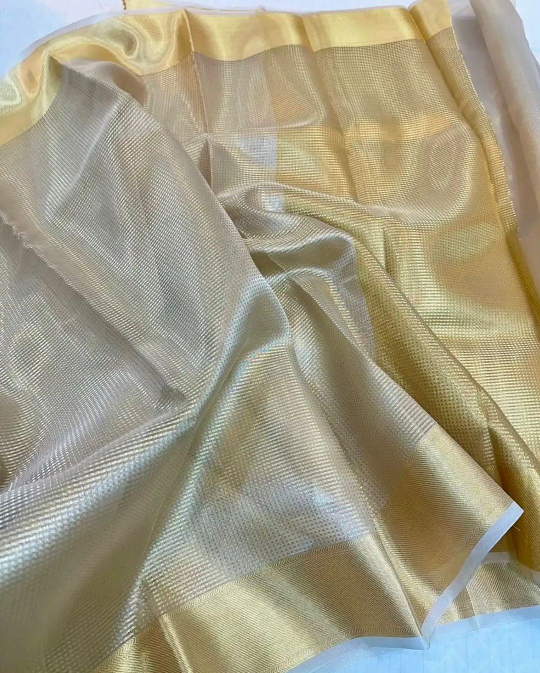 Nayan Thara Tissue Super Hit Saree