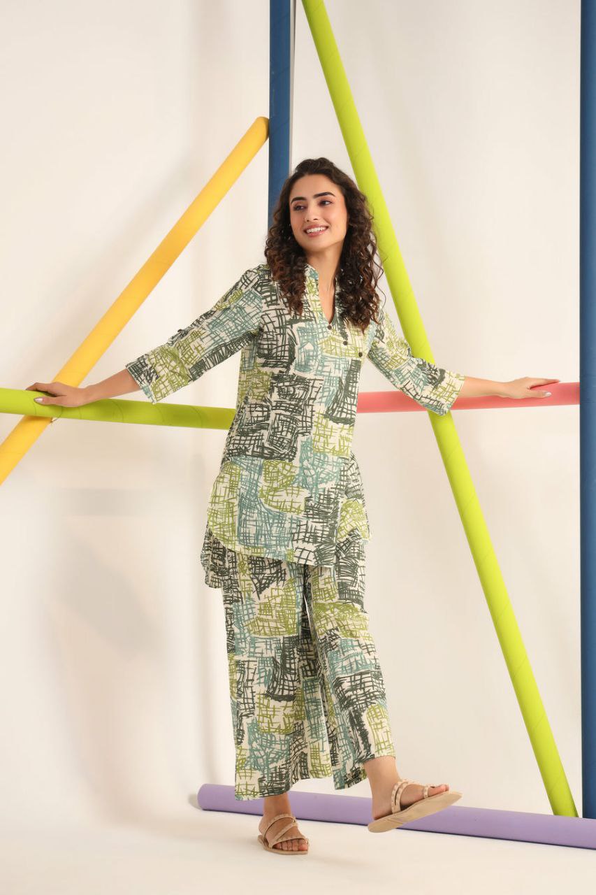 Fancy Digital Printed Kurti Plaza Set