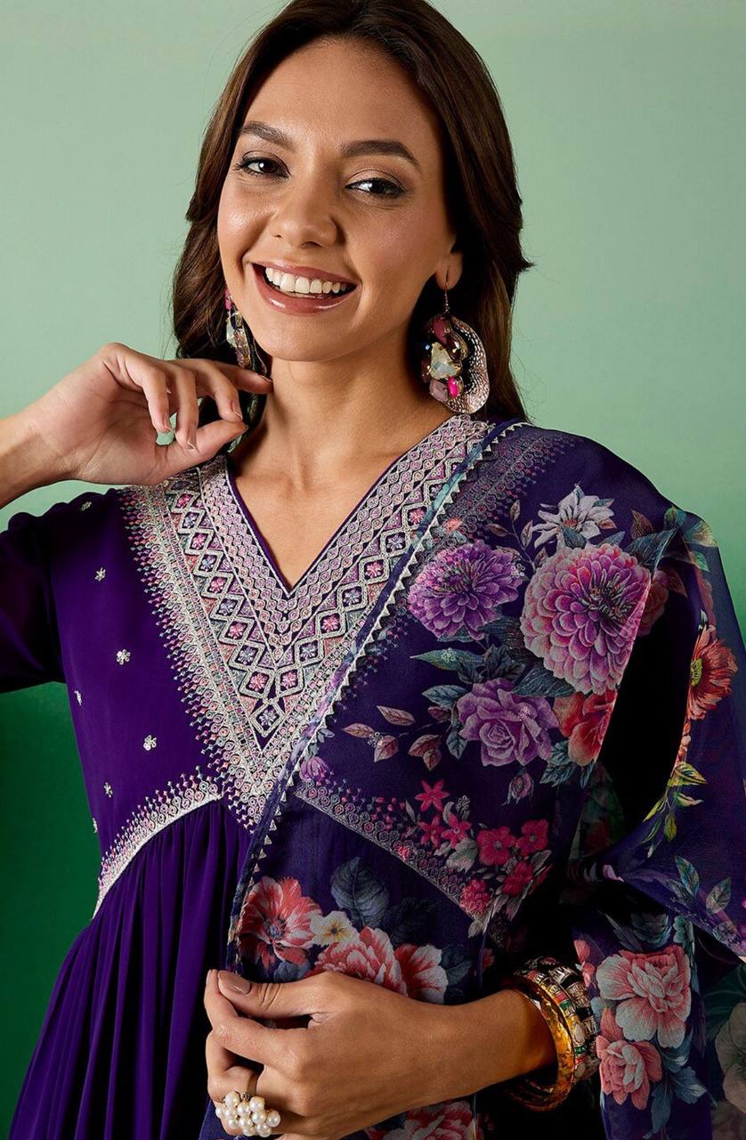 Women Georgette With Embrodairy Flared Kurta Set