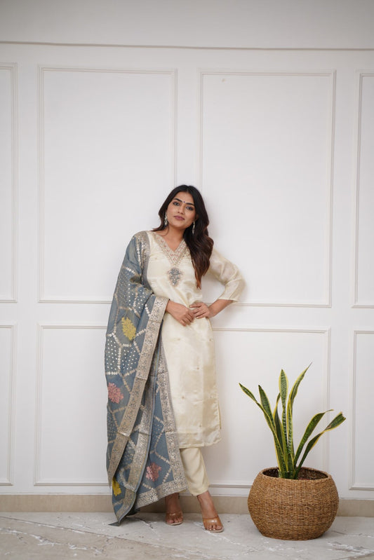 Women Embroidered Chanderi  SILK  kurta set